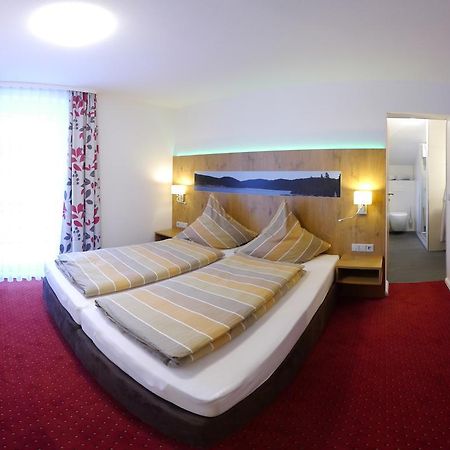 Gaestehaus Cafe Heck Titisee Luaran gambar