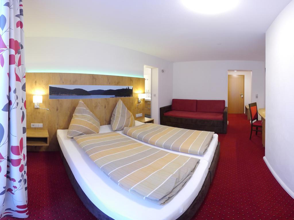 Gaestehaus Cafe Heck Titisee Luaran gambar